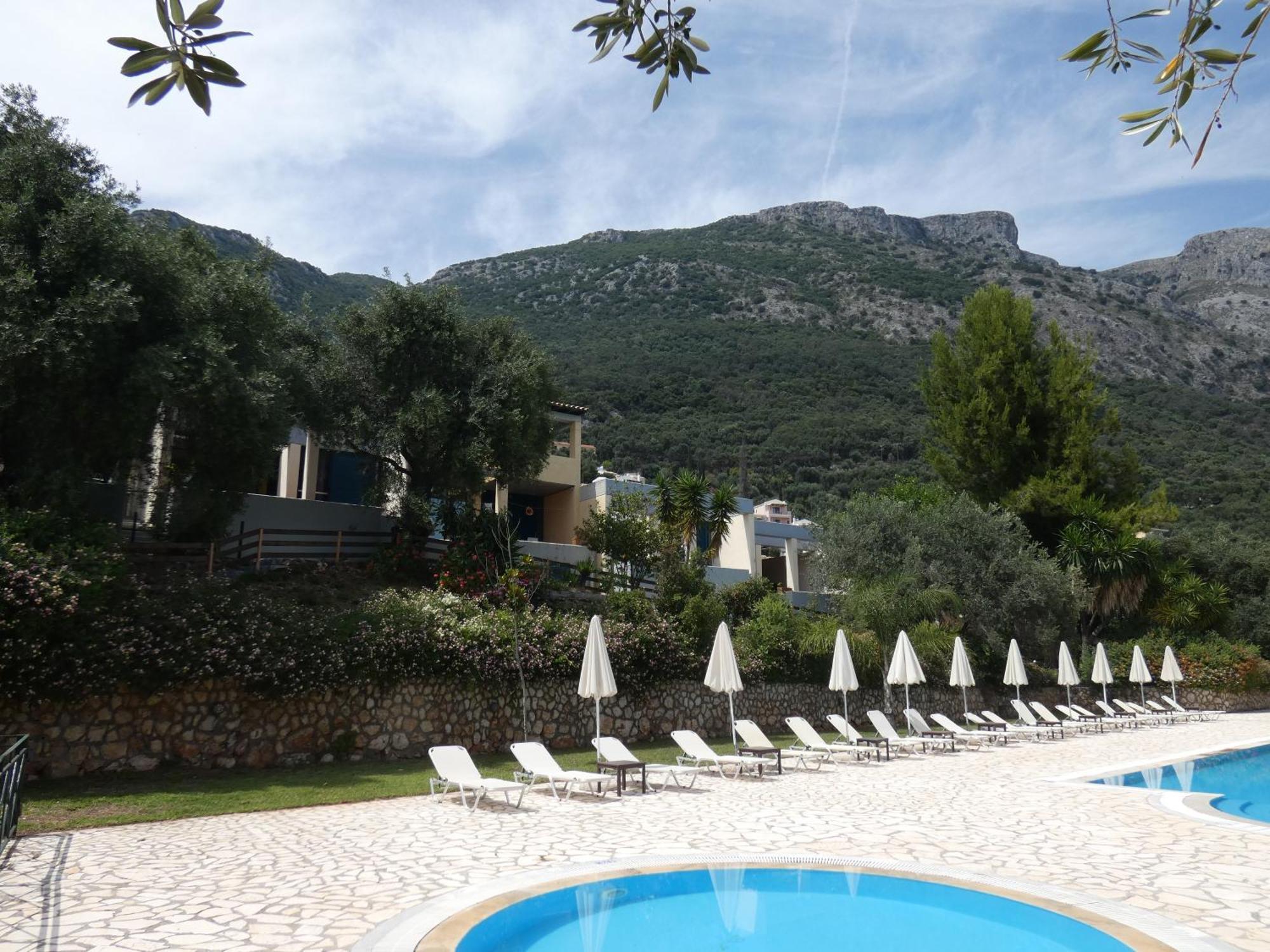 Aparthotel Barbati Beach Apartments